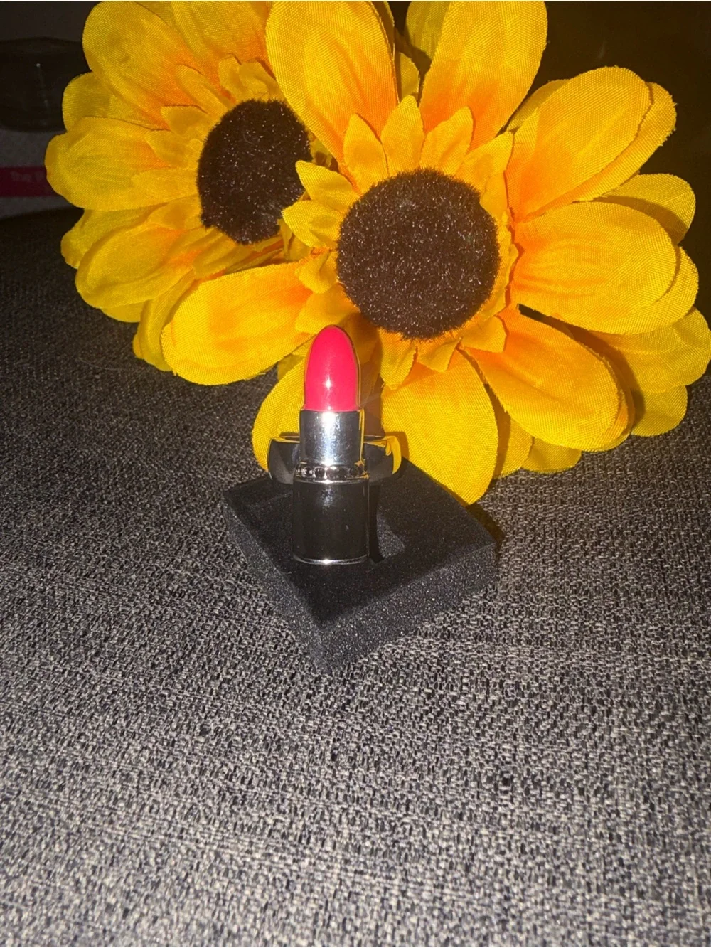Bright Pink Lipstick Ring